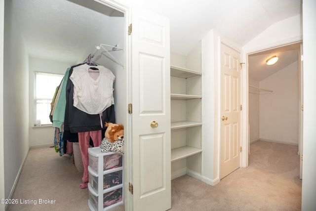 708 Forest Park Rd, Louisville, KY 40223