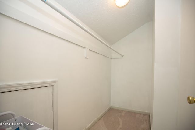 708 Forest Park Rd, Louisville, KY 40223