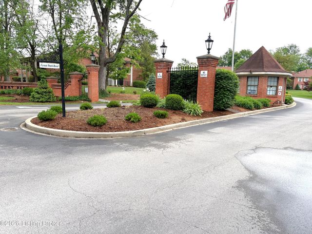 708 Forest Park Rd, Louisville, KY 40223