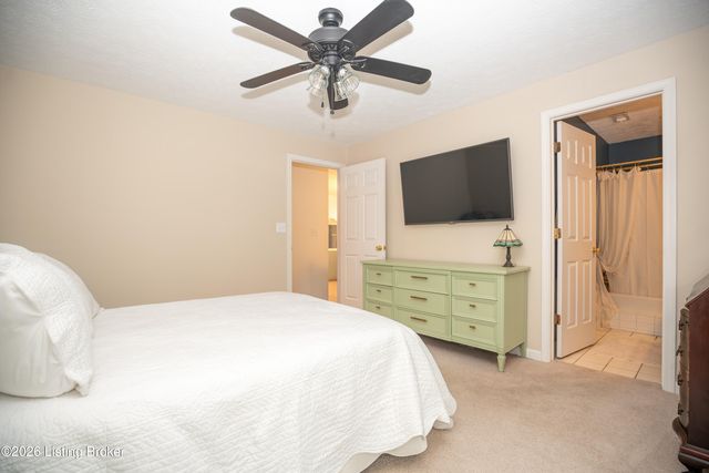 708 Forest Park Rd, Louisville, KY 40223