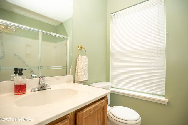 708 Forest Park Rd, Louisville, KY 40223