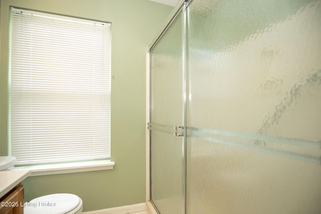 708 Forest Park Rd, Louisville, KY 40223