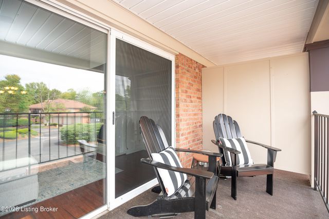 708 Forest Park Rd, Louisville, KY 40223