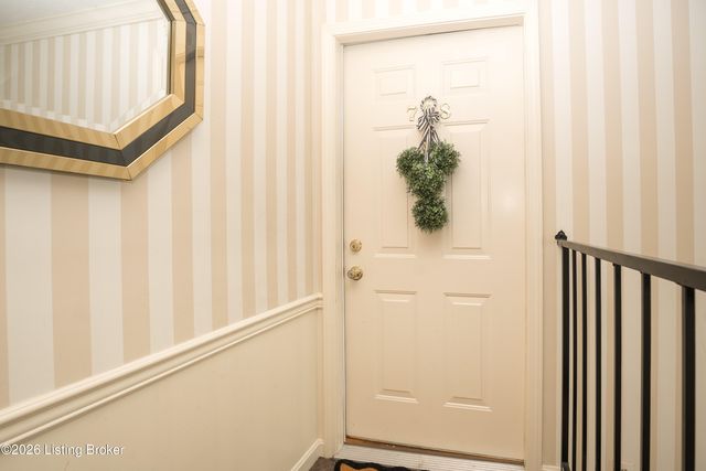 708 Forest Park Rd, Louisville, KY 40223