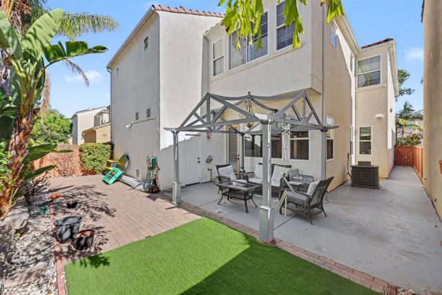 10145 Prairie Fawn Dr, San Diego, CA 92127