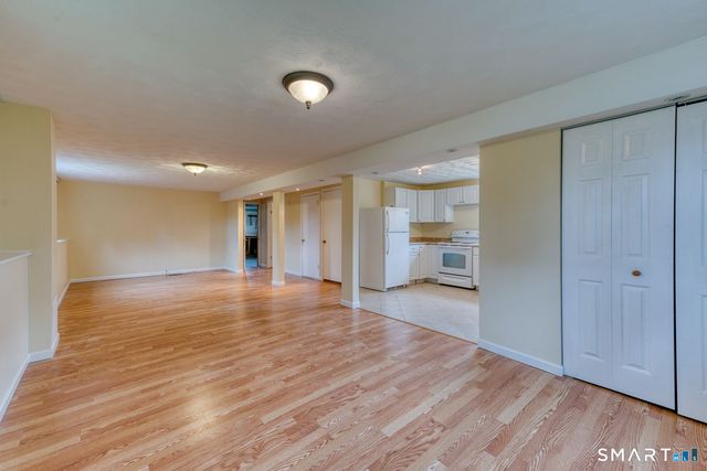 30 Wendy Lane, New Britain, CT 06053