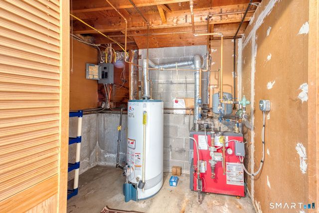 30 Wendy Lane, New Britain, CT 06053