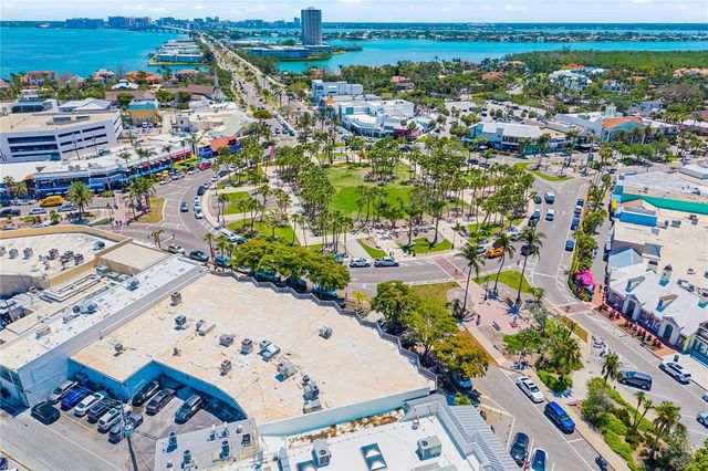 2525 GULF OF MEXICO DRIVE 3D, Longboat Key, FL 34228