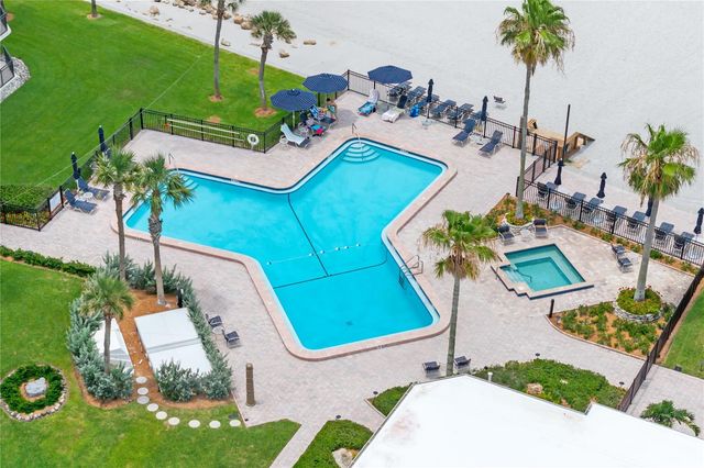 2525 GULF OF MEXICO DRIVE 3D, Longboat Key, FL 34228