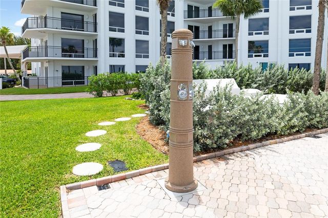 2525 GULF OF MEXICO DRIVE 3D, Longboat Key, FL 34228