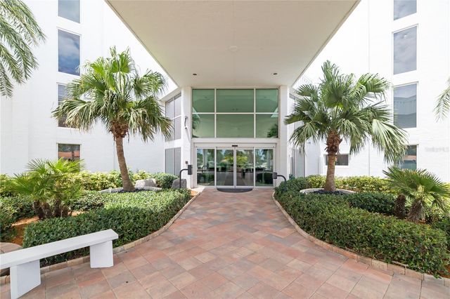 2525 GULF OF MEXICO DRIVE 3D, Longboat Key, FL 34228