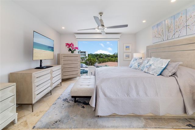 2525 GULF OF MEXICO DRIVE 3D, Longboat Key, FL 34228