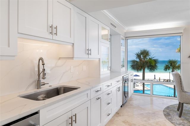 2525 GULF OF MEXICO DRIVE 3D, Longboat Key, FL 34228