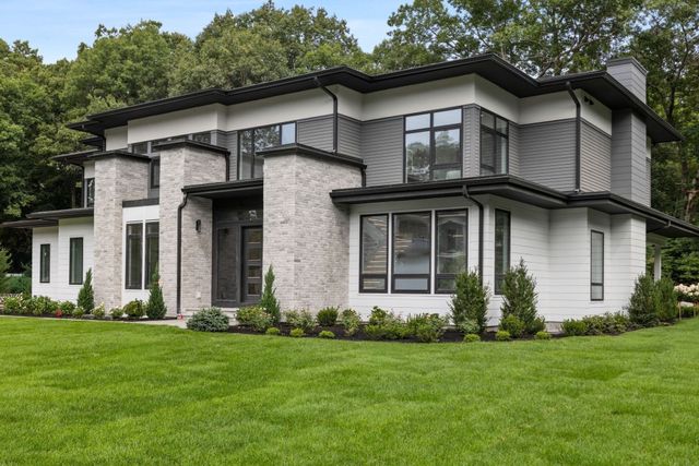 50 Willard, Weston, MA 02493