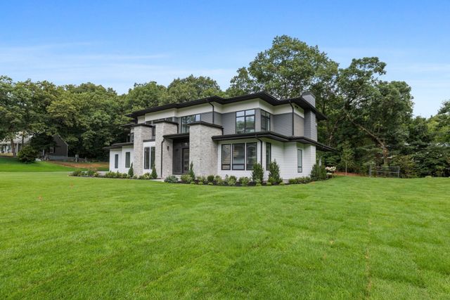 50 Willard, Weston, MA 02493