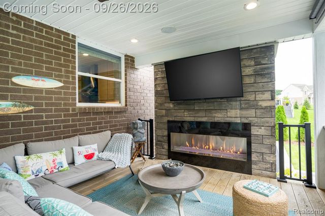 258 Westbrooke Drive, Oakland, MI 48363