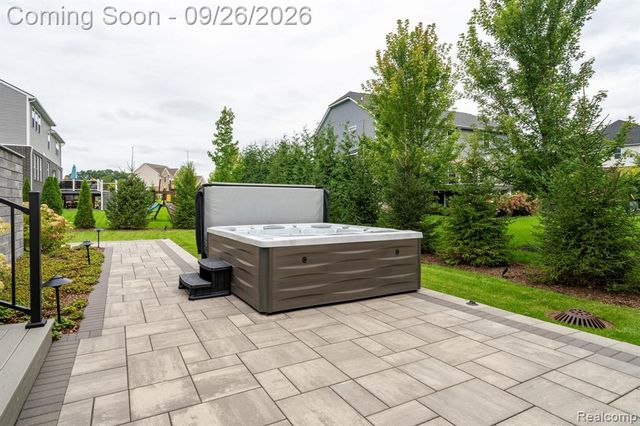 258 Westbrooke Drive, Oakland, MI 48363