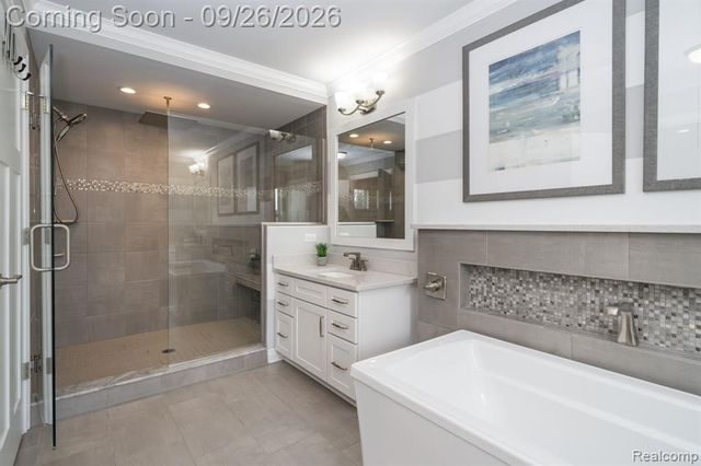 258 Westbrooke Drive, Oakland, MI 48363