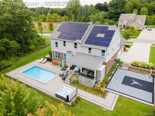 258 Westbrooke Drive, Oakland, MI 48363
