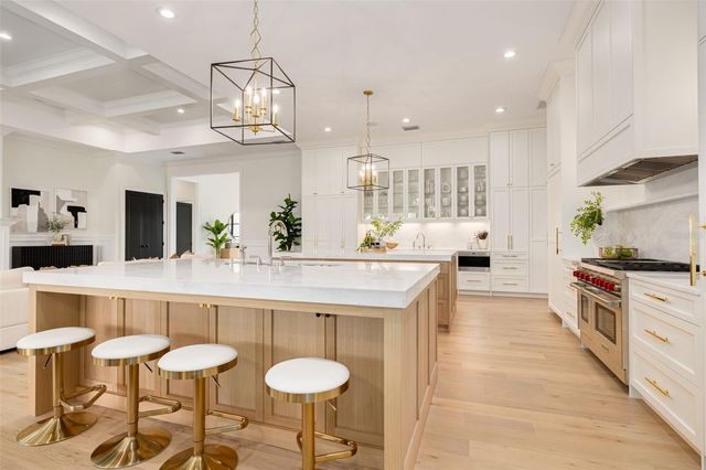 634 POINSETTIA ROAD, Belleair, FL 33756