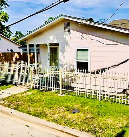 4408 Edsee Street, Houston, TX 77009