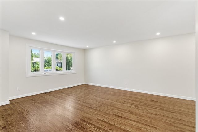 60 Pond Ln, Randolph, MA 02368