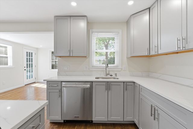 60 Pond Ln, Randolph, MA 02368