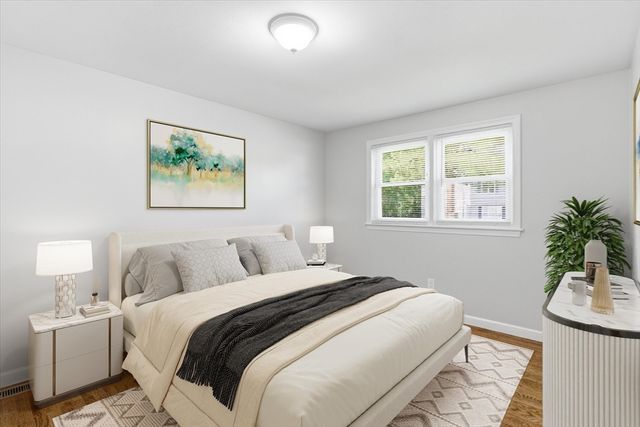 60 Pond Ln, Randolph, MA 02368