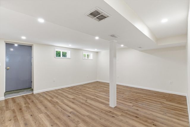 60 Pond Ln, Randolph, MA 02368