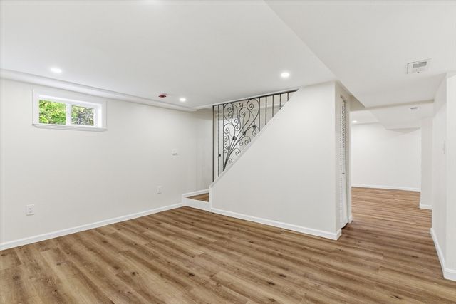 60 Pond Ln, Randolph, MA 02368