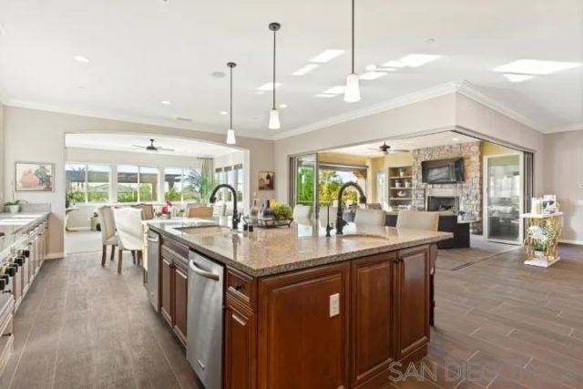 41770 Knoll Vista Lane, Temecula, CA 92592