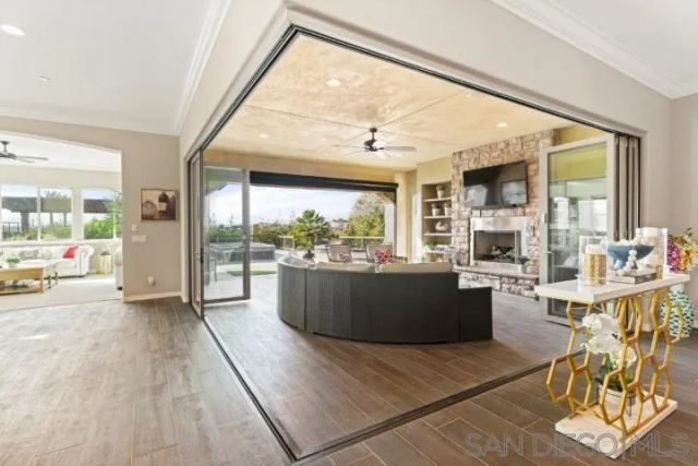 41770 Knoll Vista Lane, Temecula, CA 92592