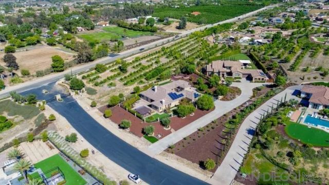 41770 Knoll Vista Lane, Temecula, CA 92592