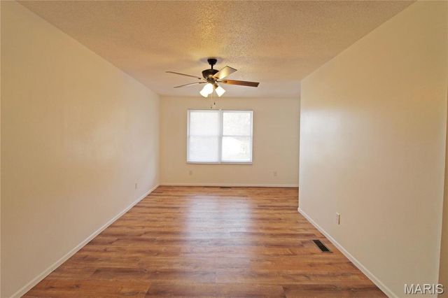 1782 Sparrow Point Lane, Fenton, MO 63026