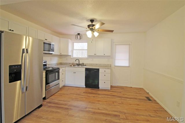 1782 Sparrow Point Lane, Fenton, MO 63026