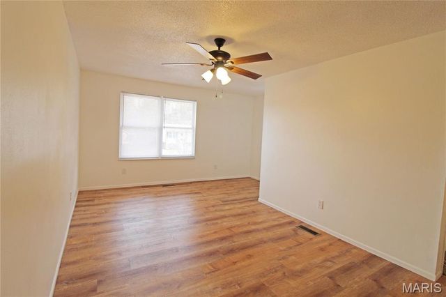 1782 Sparrow Point Lane, Fenton, MO 63026