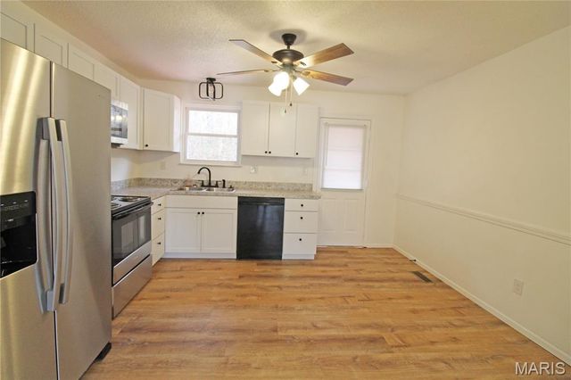 1782 Sparrow Point Lane, Fenton, MO 63026