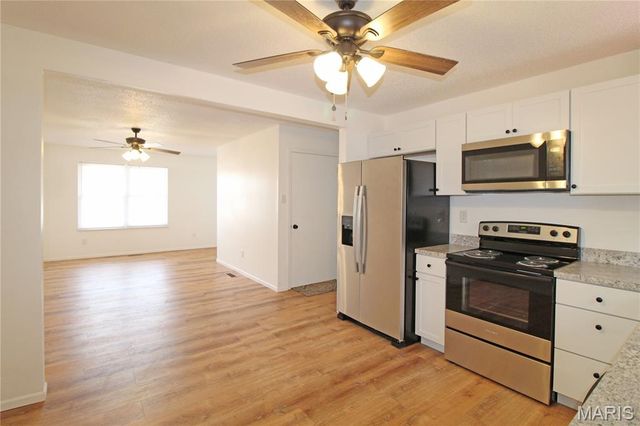 1782 Sparrow Point Lane, Fenton, MO 63026