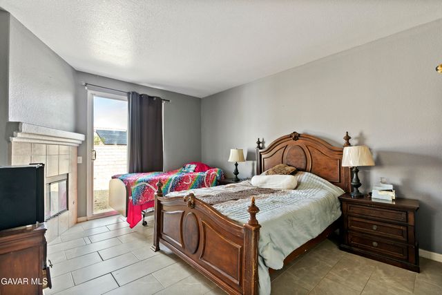 5035 Rainer Avenue, Palmdale, CA 93552