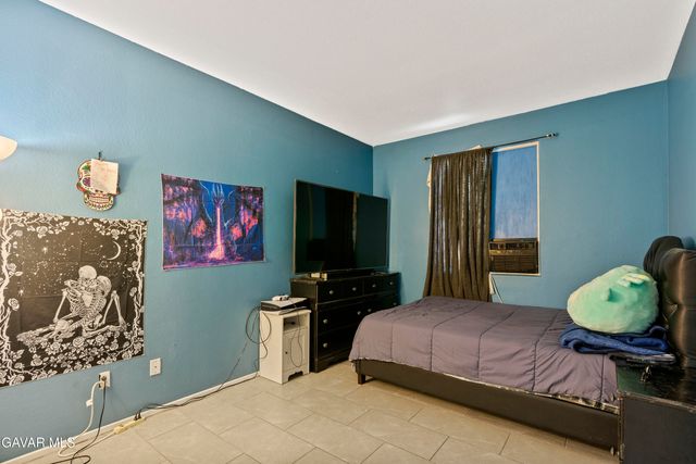 5035 Rainer Avenue, Palmdale, CA 93552