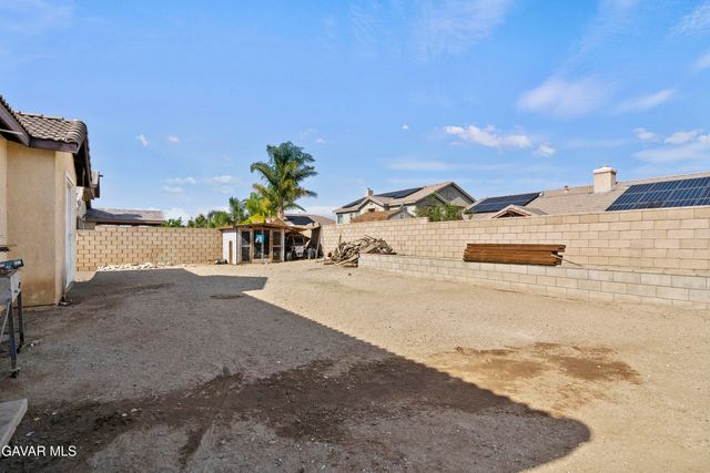 5035 Rainer Avenue, Palmdale, CA 93552