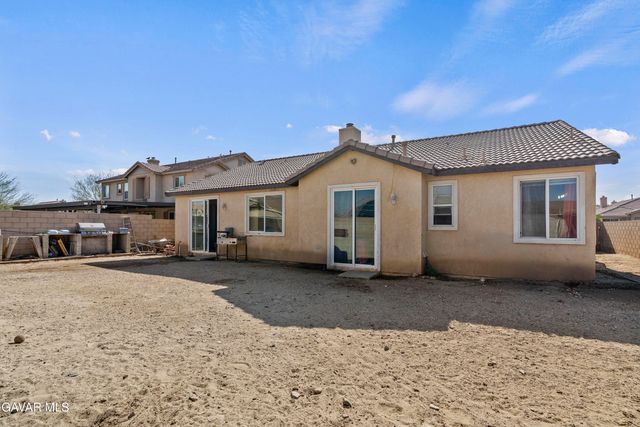 5035 Rainer Avenue, Palmdale, CA 93552