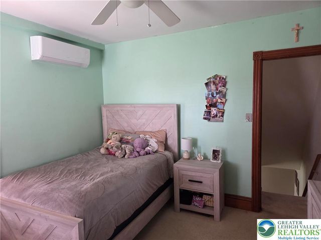 3204 South 2nd Street, Whitehall Twp, PA 18052