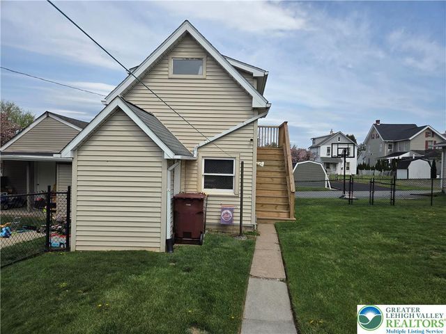 3204 South 2nd Street, Whitehall Twp, PA 18052
