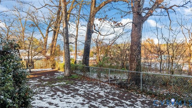 6242 Violet Cir, Mechanicsville, VA 23111