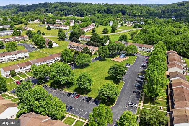 324 CARLYN CT, Downingtown, PA 19335