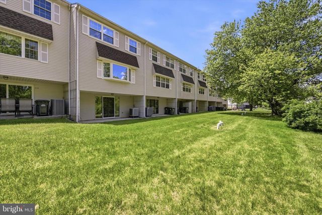 324 CARLYN CT, Downingtown, PA 19335