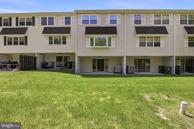324 CARLYN CT, Downingtown, PA 19335