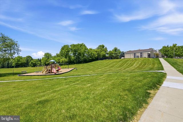 324 CARLYN CT, Downingtown, PA 19335