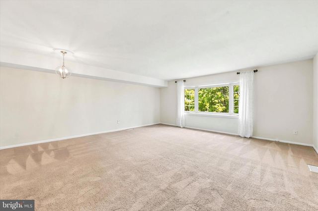 324 CARLYN CT, Downingtown, PA 19335